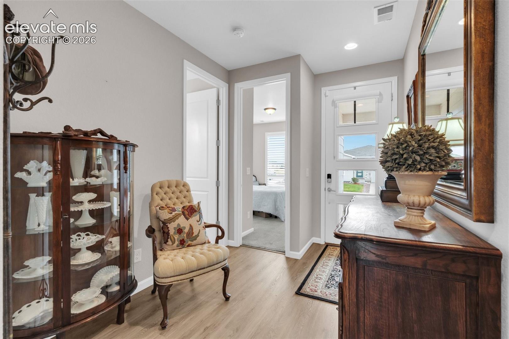 Listing photo 4 for 1592 Maggie Mae Lane