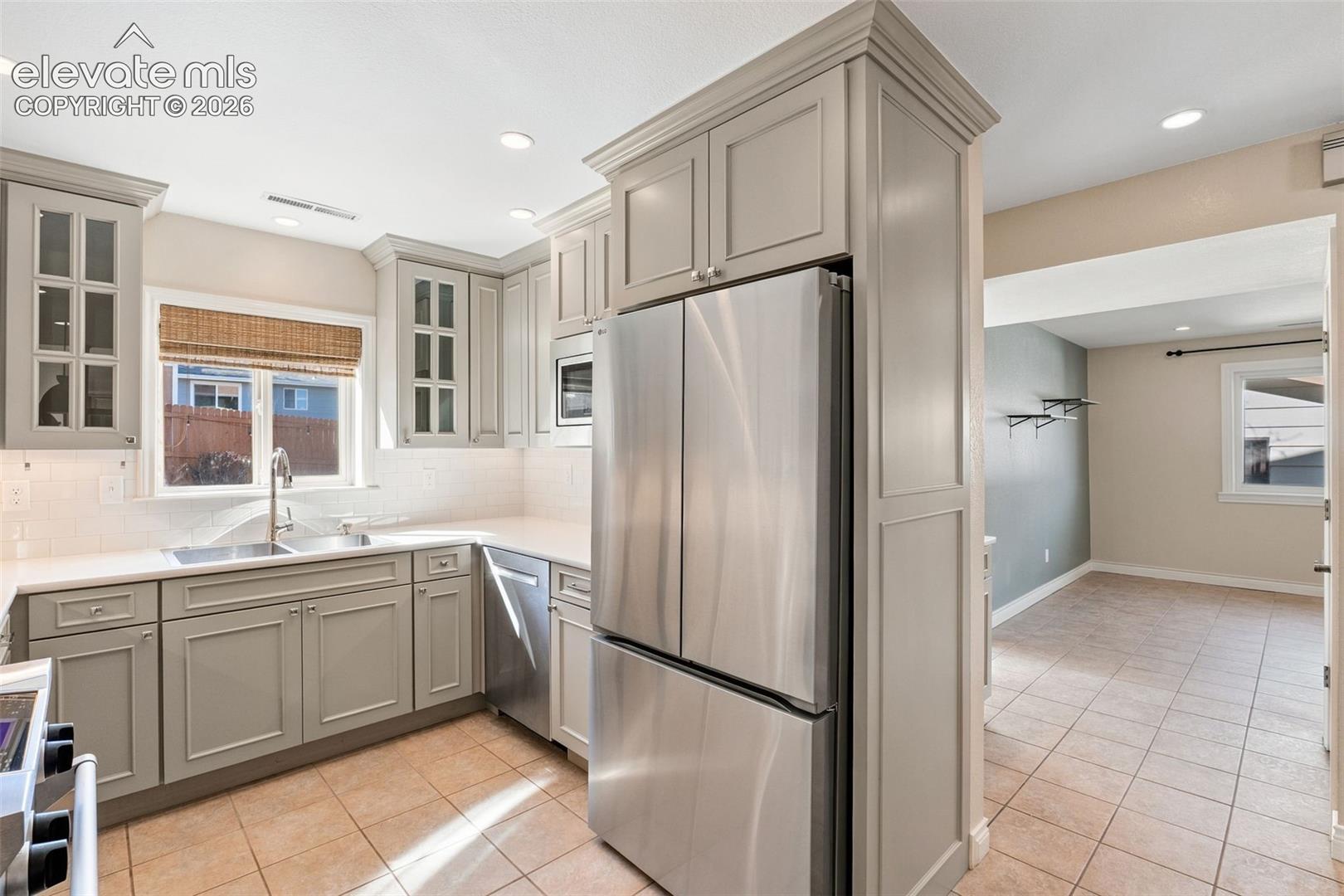 Listing photo 16 for 3071 Banjo Drive