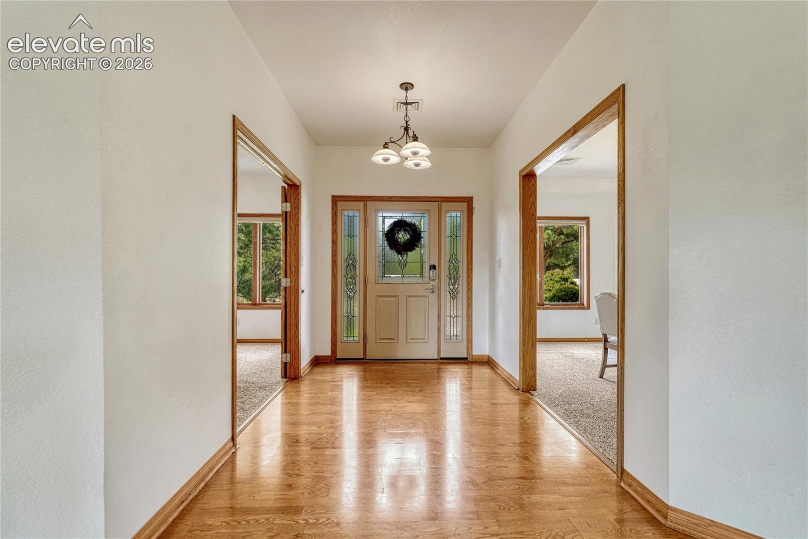 Listing photo 13 for 19435 Sherwood Trail