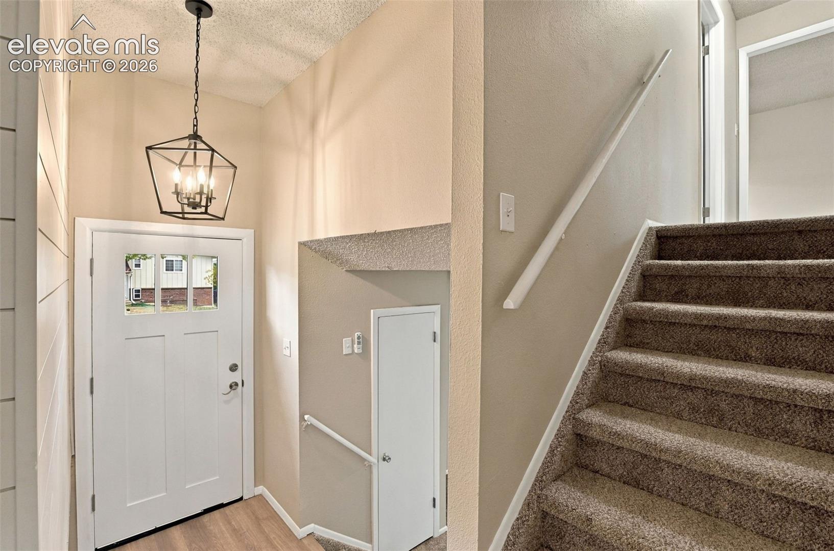 Listing photo 20 for 1070 Applewood Drive