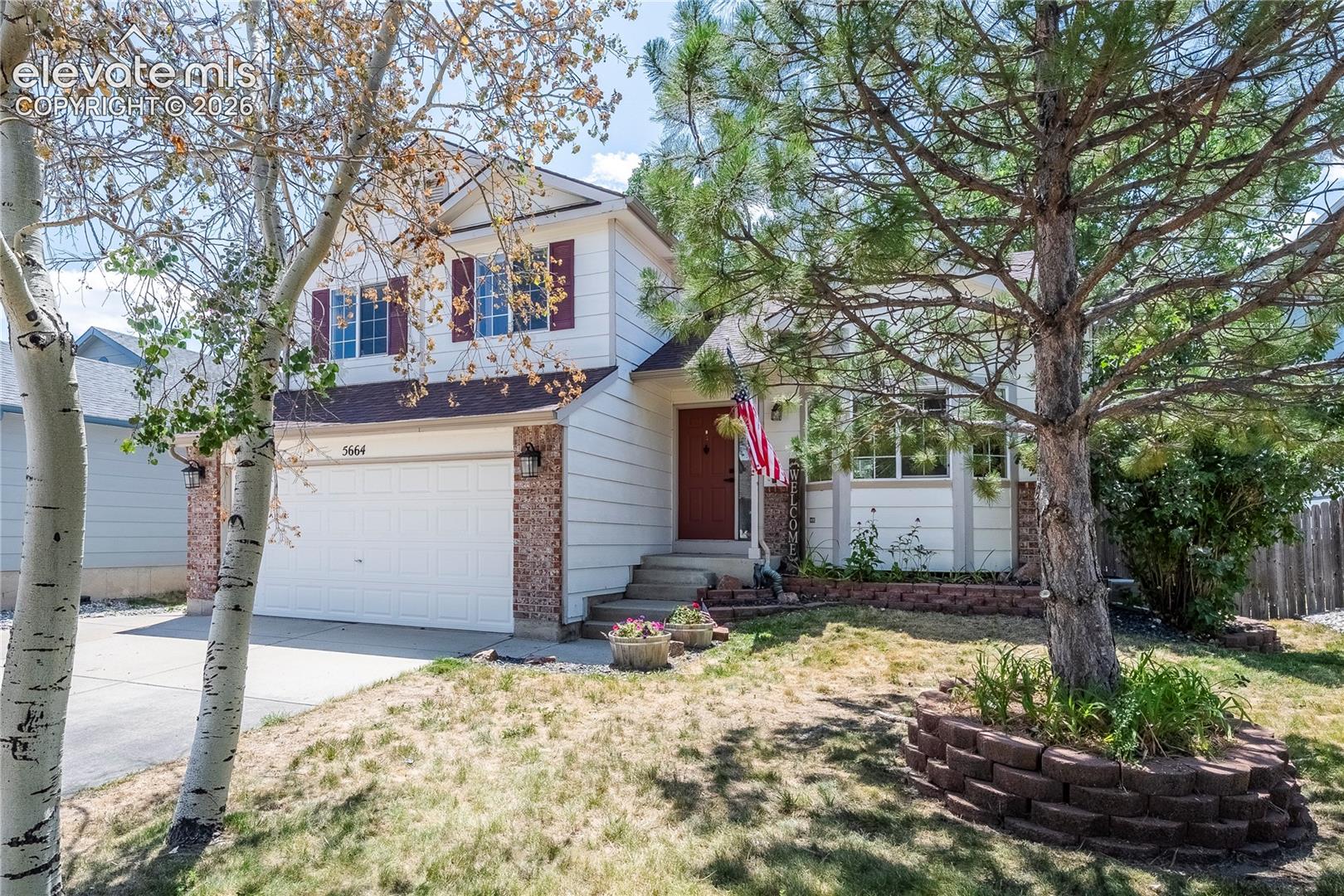 Listing photo 3 for 5664 Mesa Mountain Way