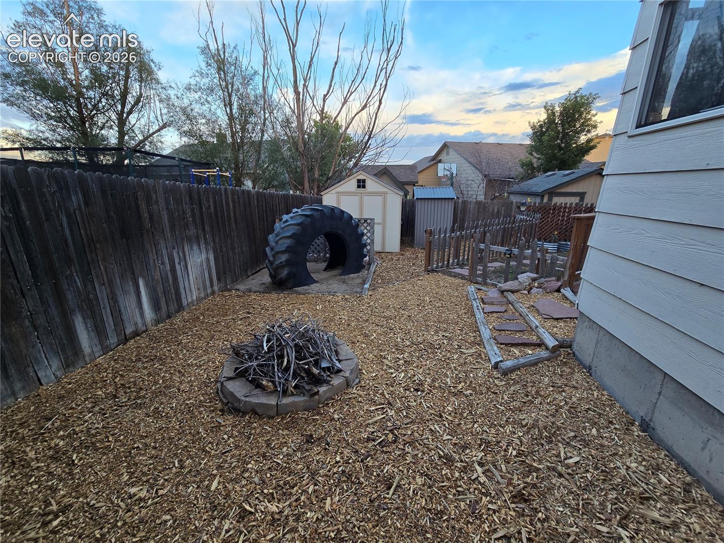 Listing photo 42 for 8059 Oliver Road