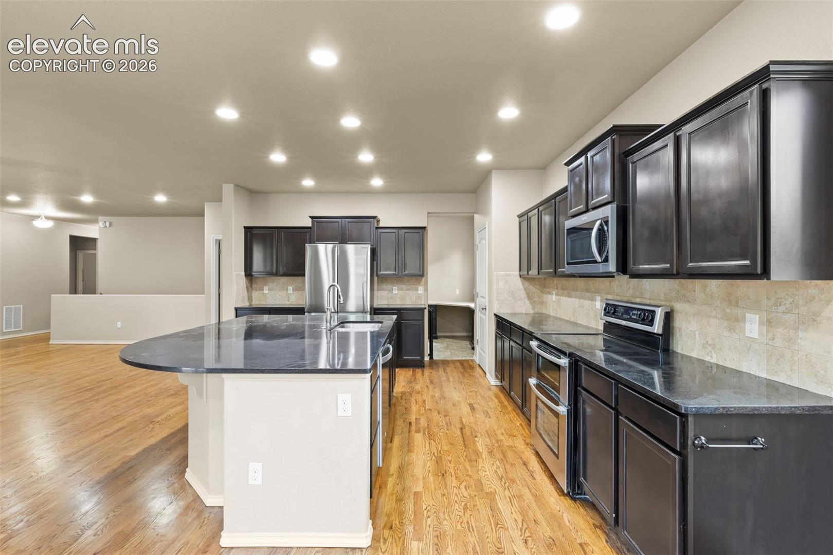 Listing photo 14 for 15551 Colorado Central Way