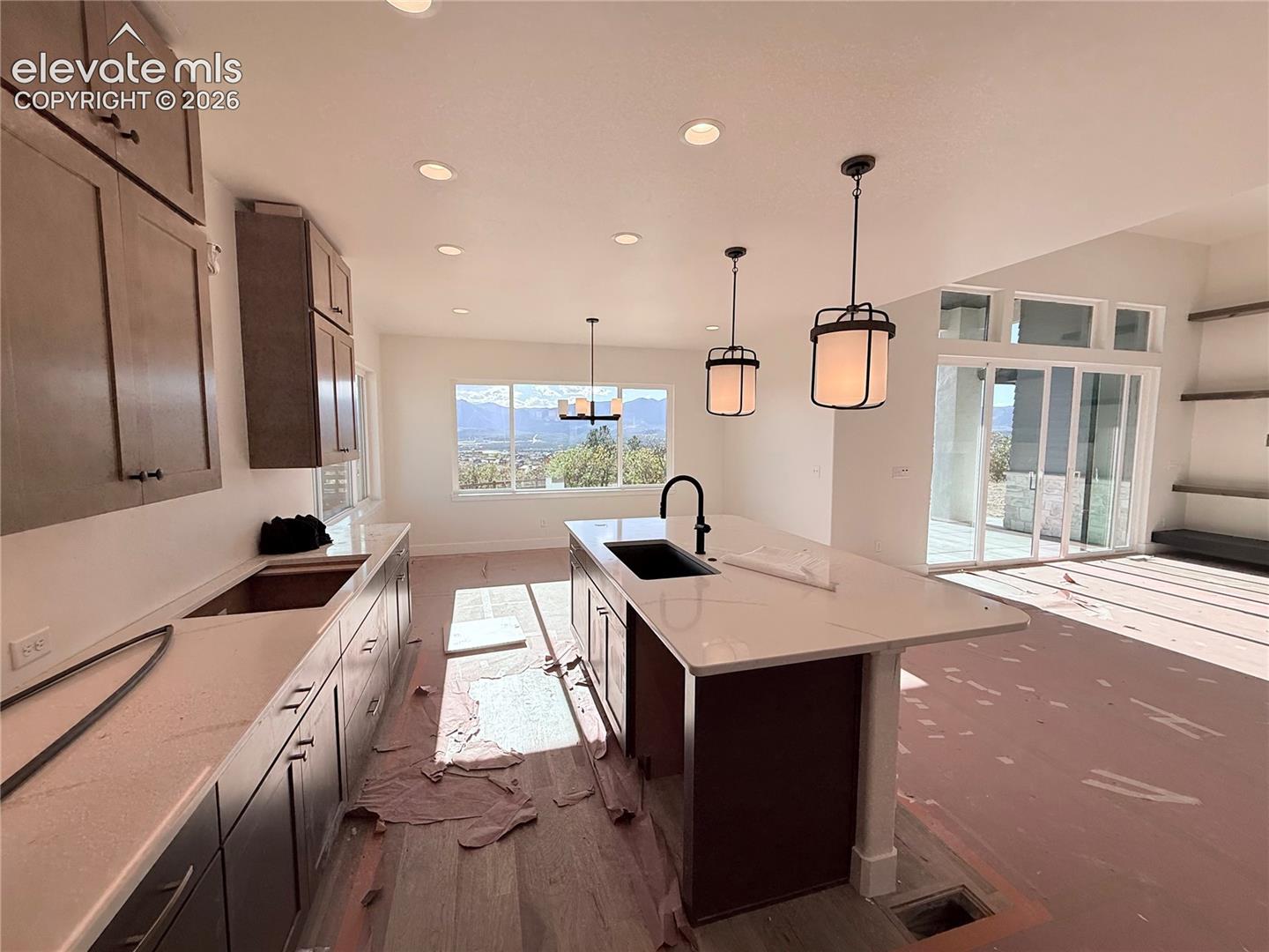 Listing photo 8 for 13437 Pride Mountain Drive