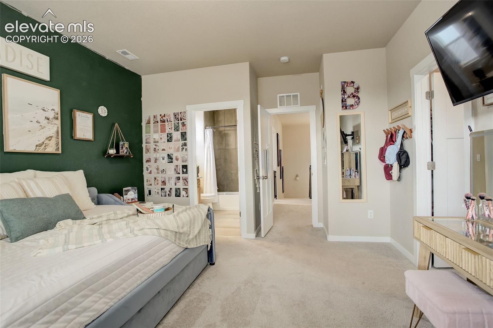 Listing photo 21 for 10877 Rolling Mesa Drive