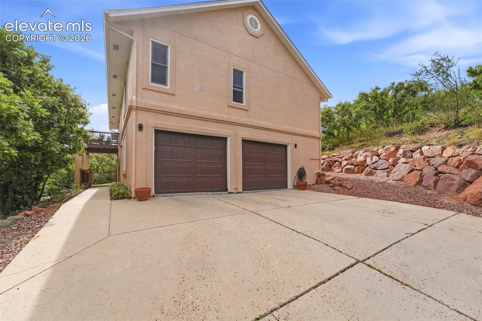 Listing photo 42 for 345 Cheshire Court