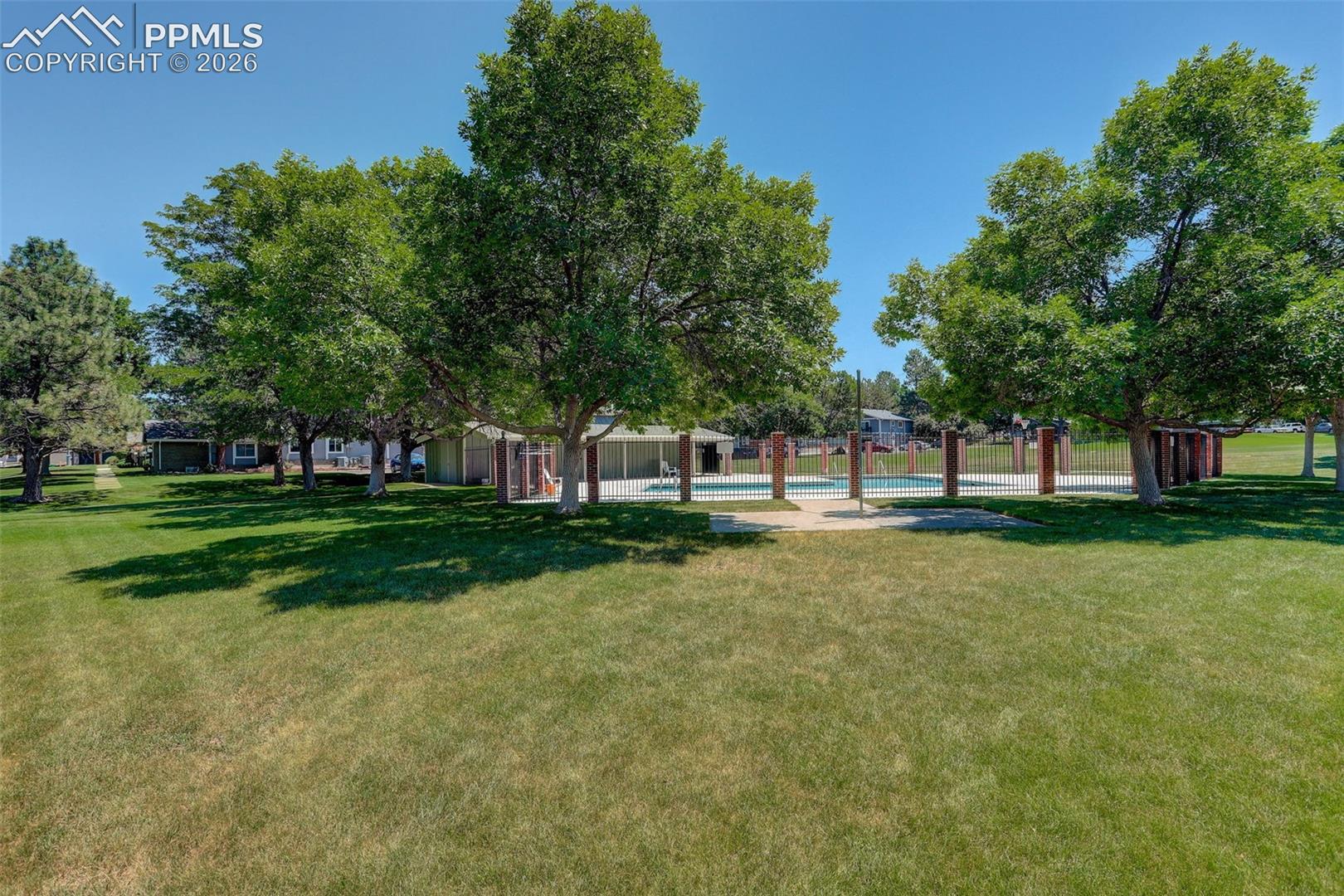 1204 Uvalda Street, photo 17