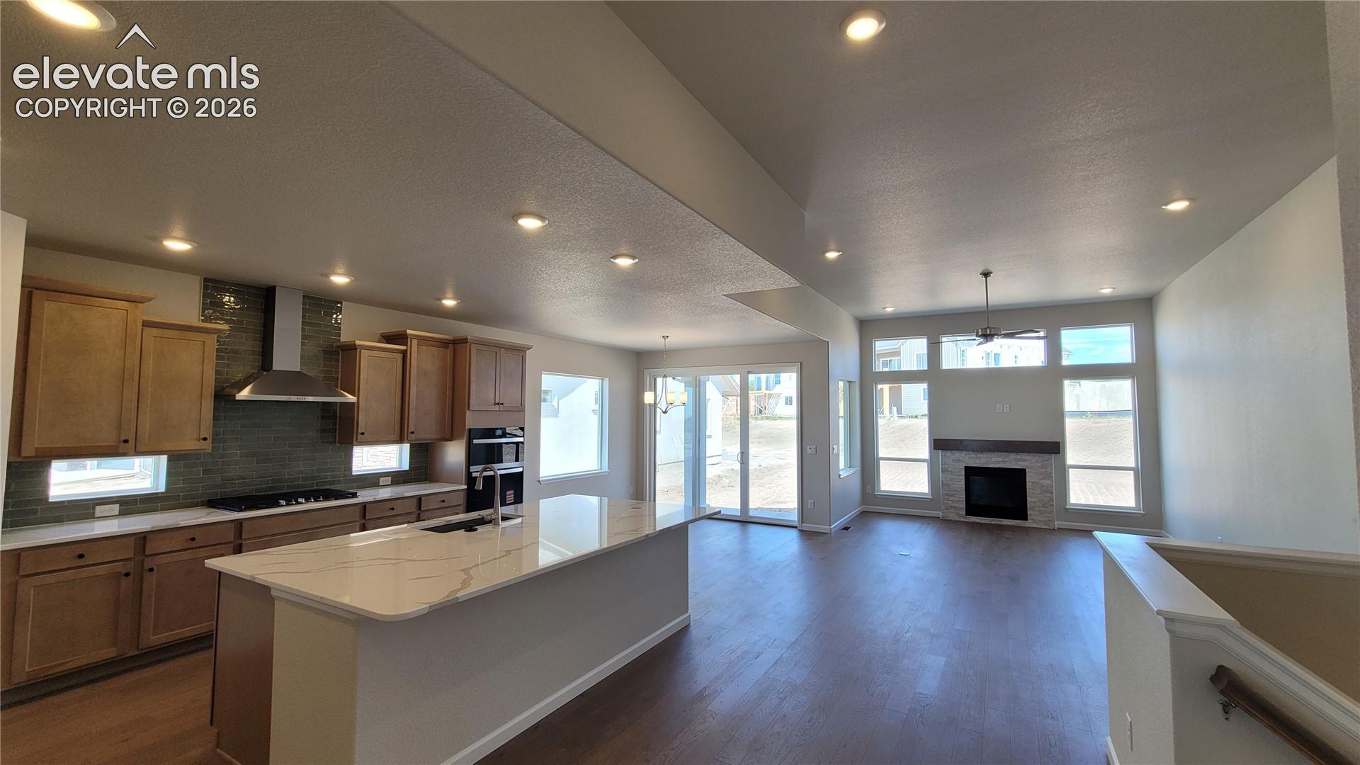 Listing photo 3 for 6652 Miro Lane