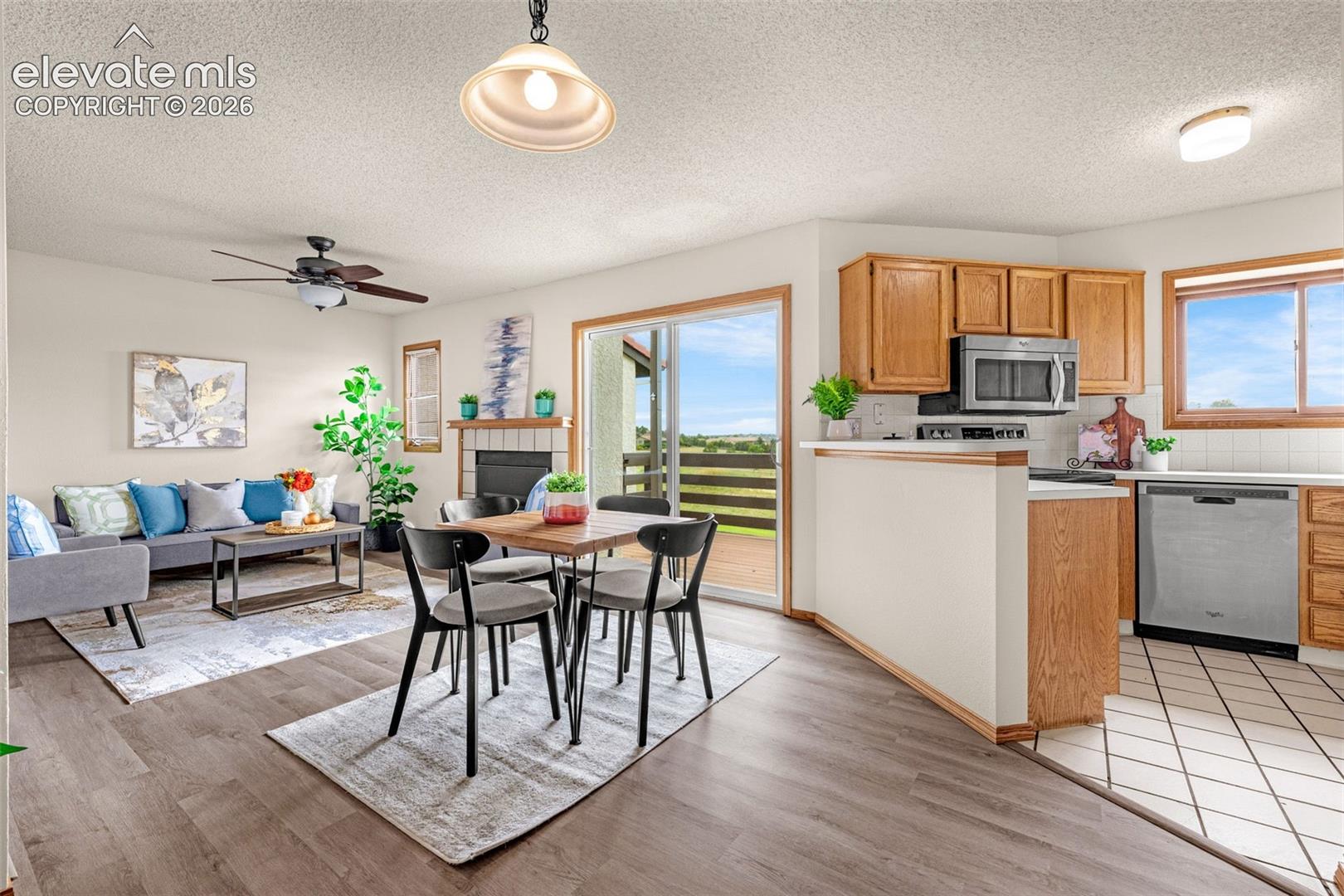 7448 Alameda Court, photo 5
