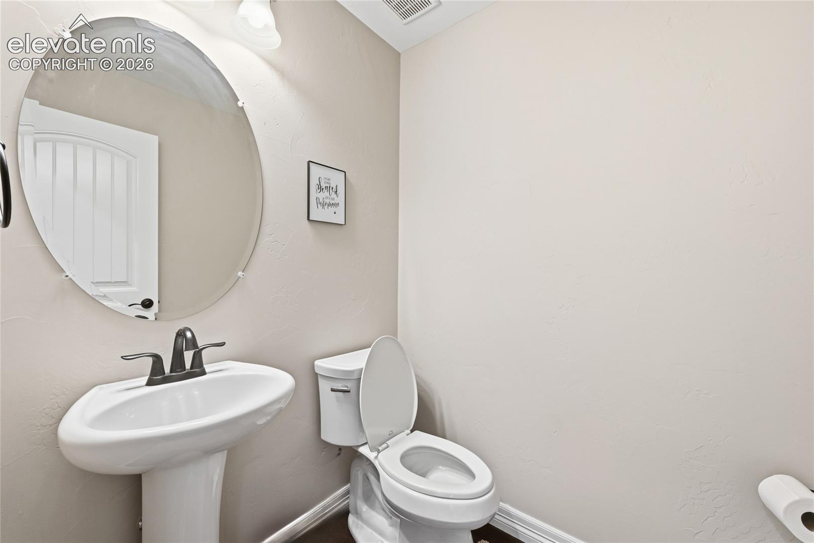 Listing photo 17 for 12611 Longview Park Lane