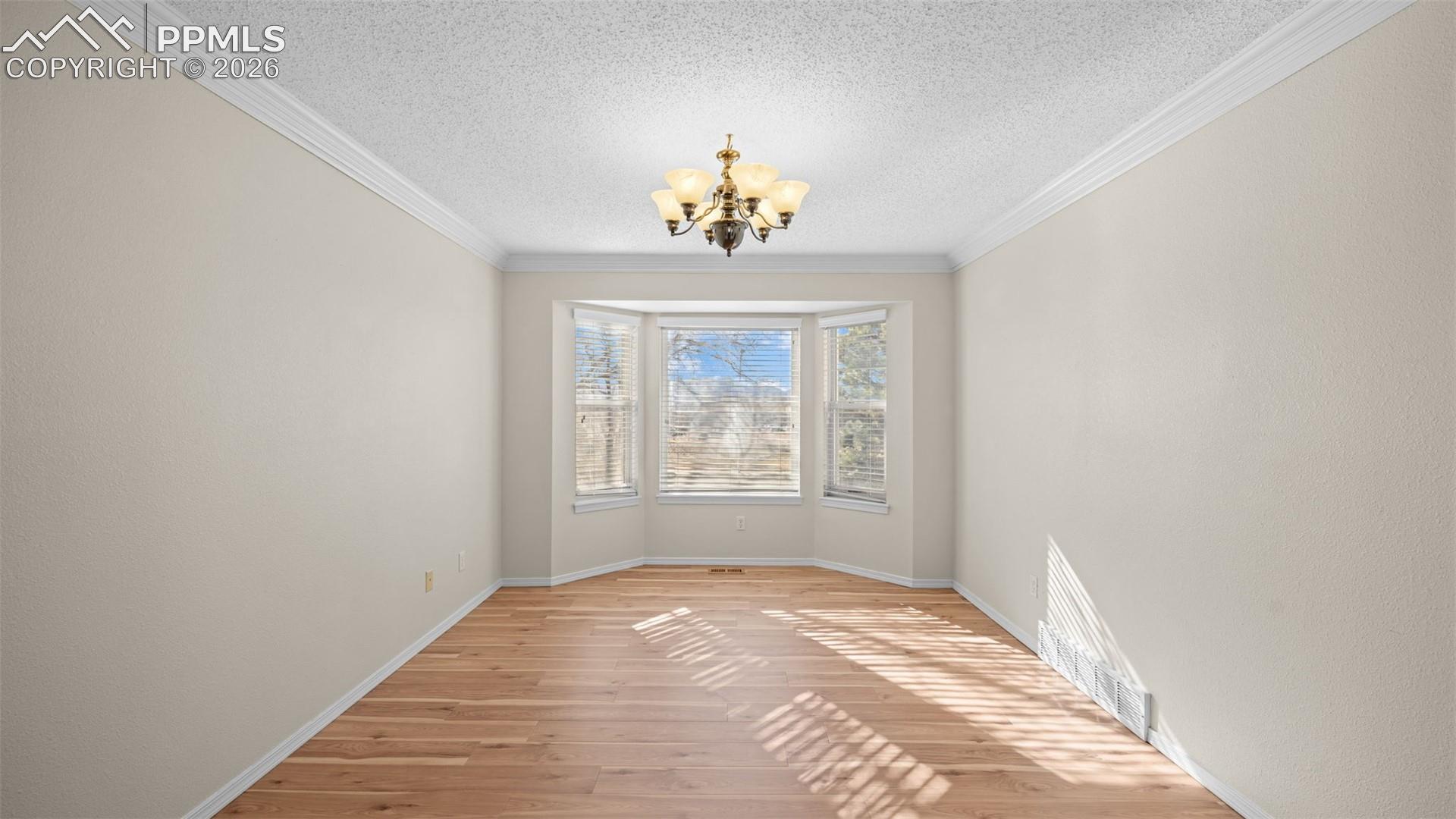 8552 Gatewick Drive, photo 9