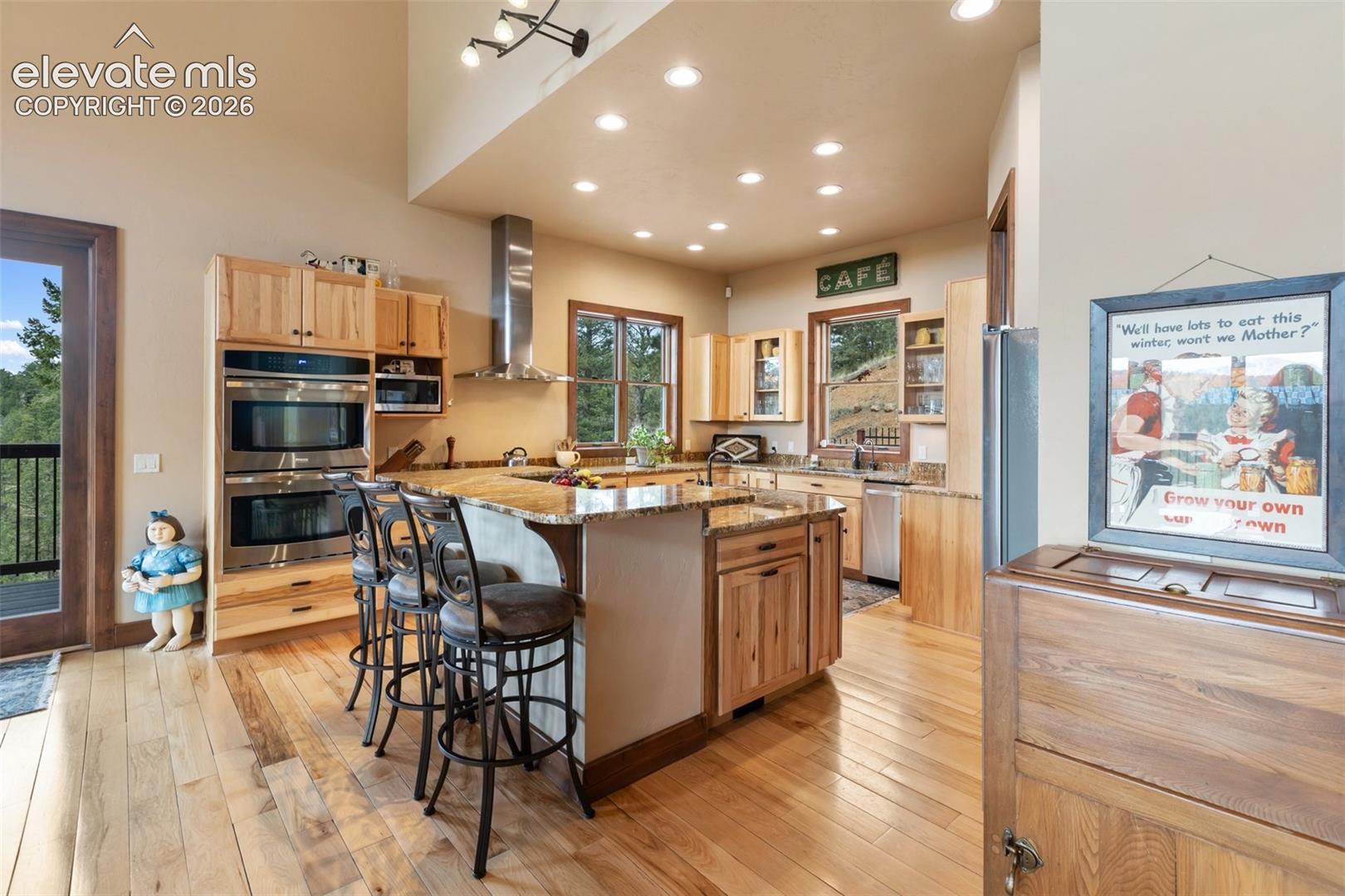 Listing photo 15 for 12810 Rampart Range Road