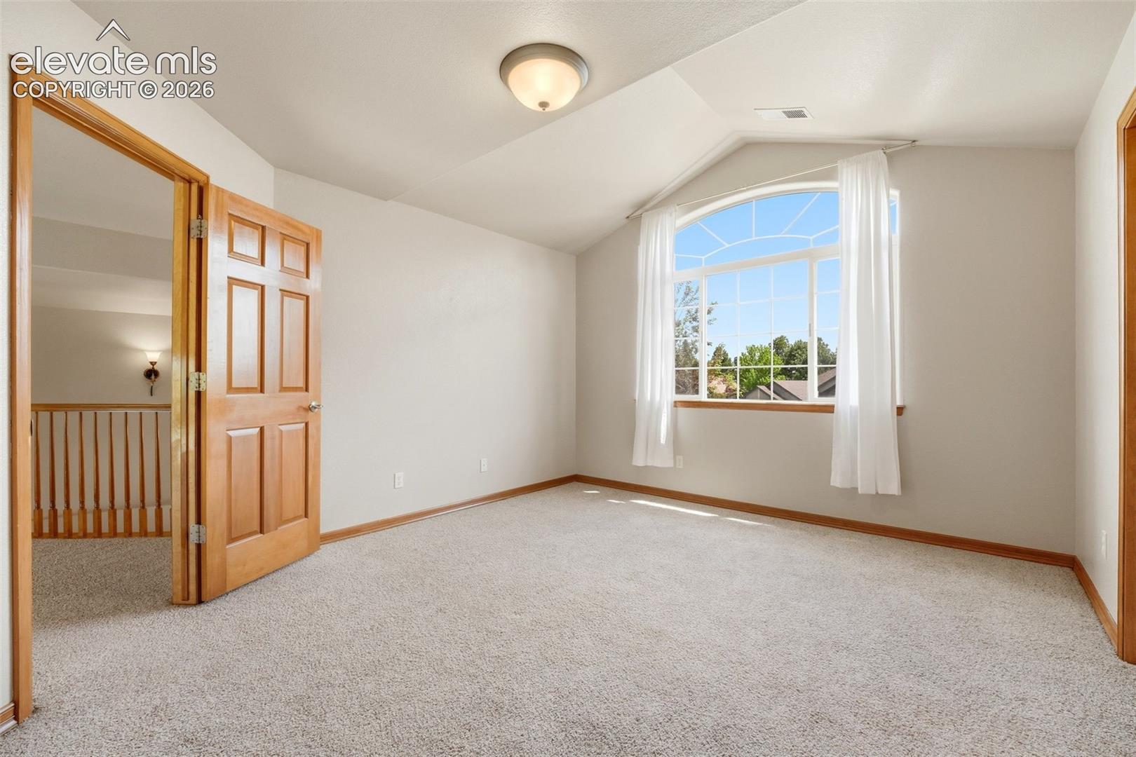 1630 Oakmont Drive, photo 15