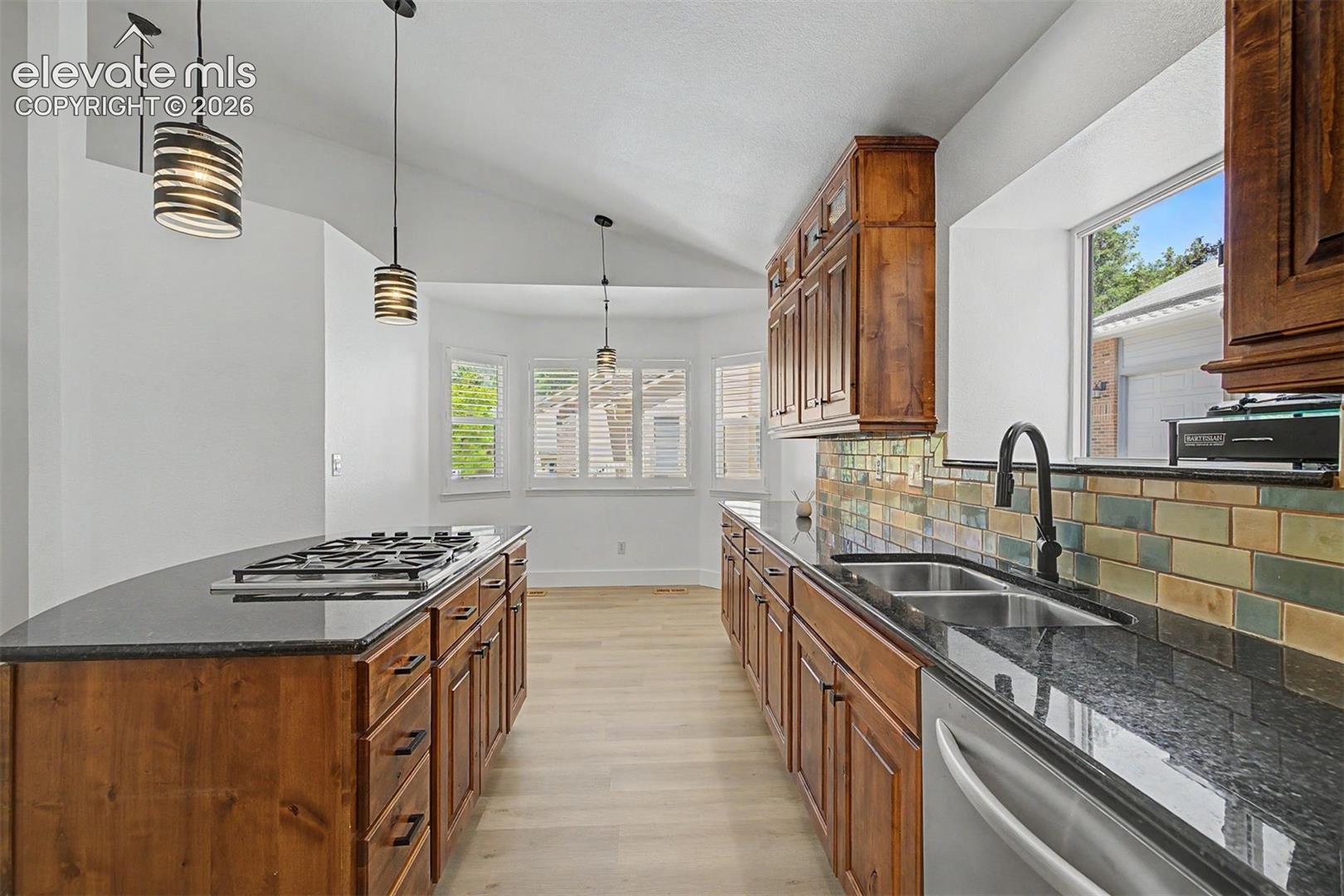 Listing photo 11 for 5423 Lions Gate Lane
