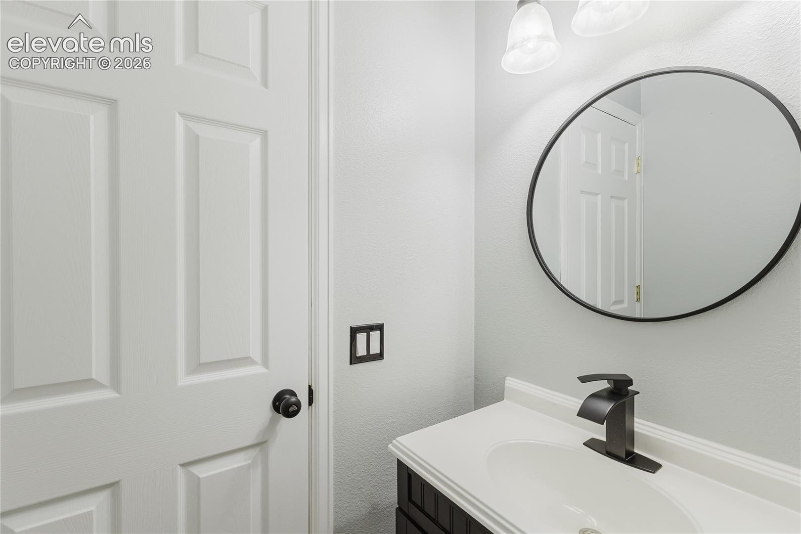Listing photo 35 for 4860 Seton Place