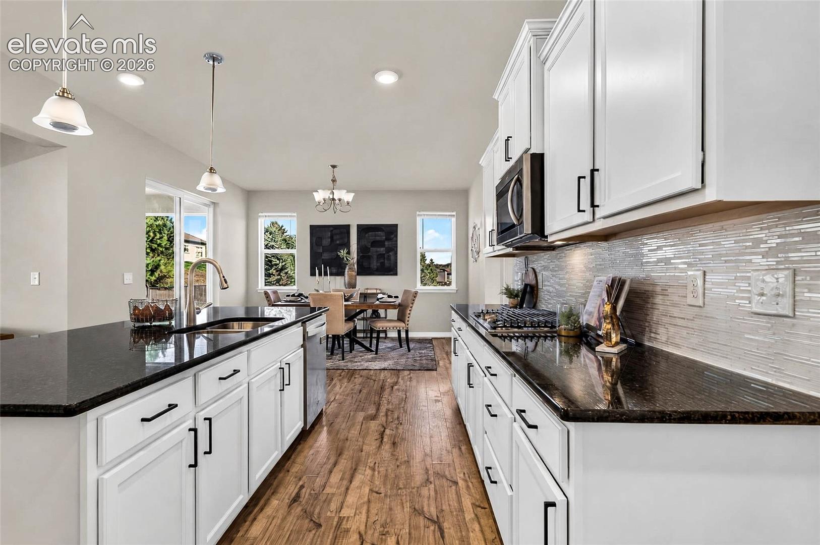 Listing photo 7 for 5890 Morning Light Terrace