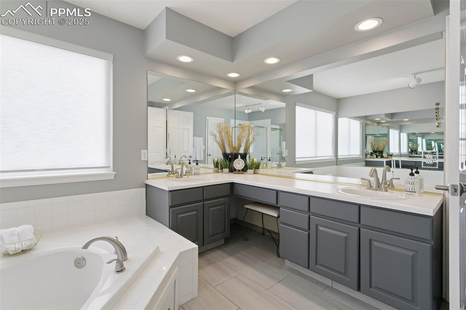 Listing photo 33 for 15510 Jessie Drive