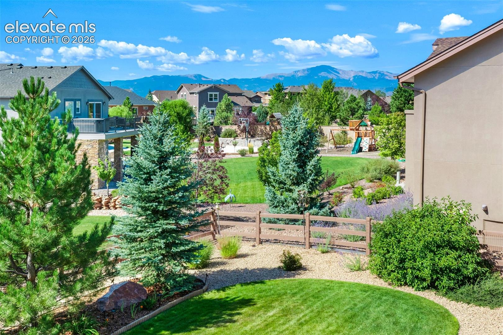 Listing photo 41 for 9828 Surrey Run Drive