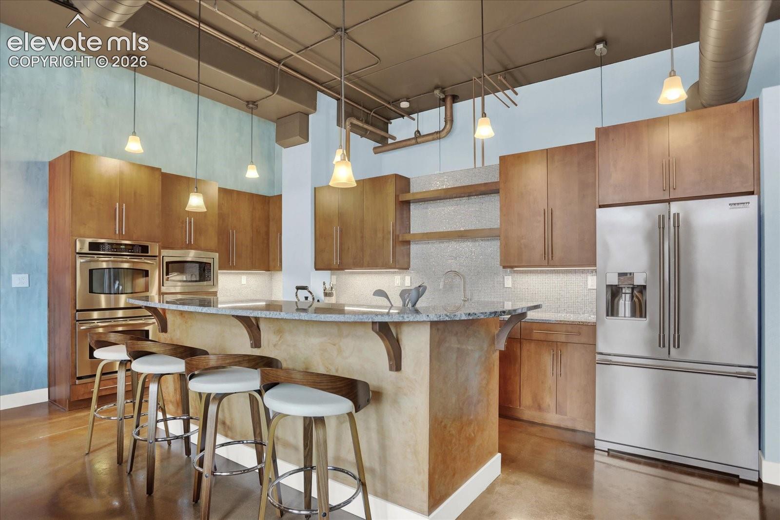 Listing photo 12 for 101 N Tejon Street 460