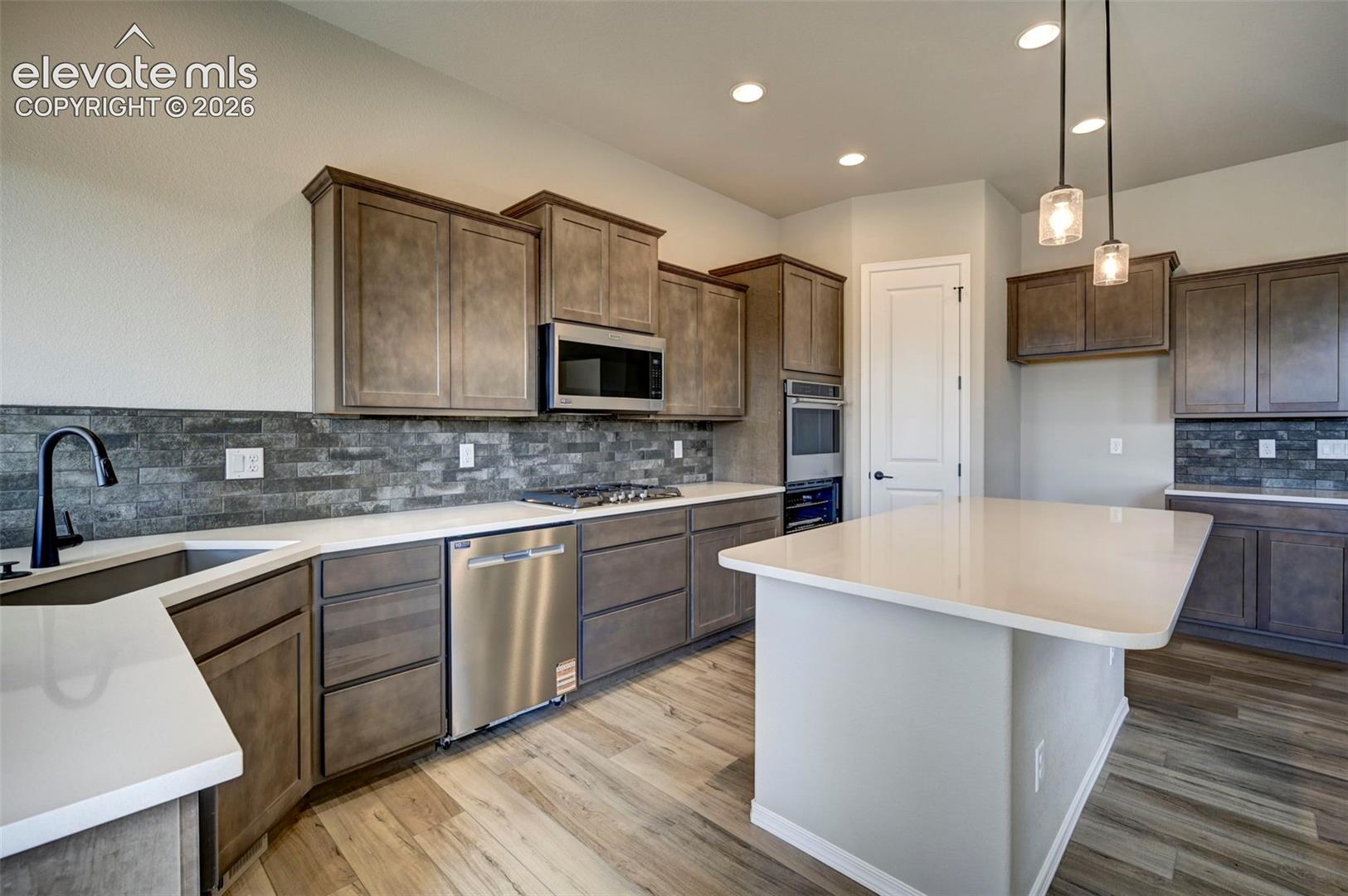 Listing photo 13 for 13039 Monument Vista Drive