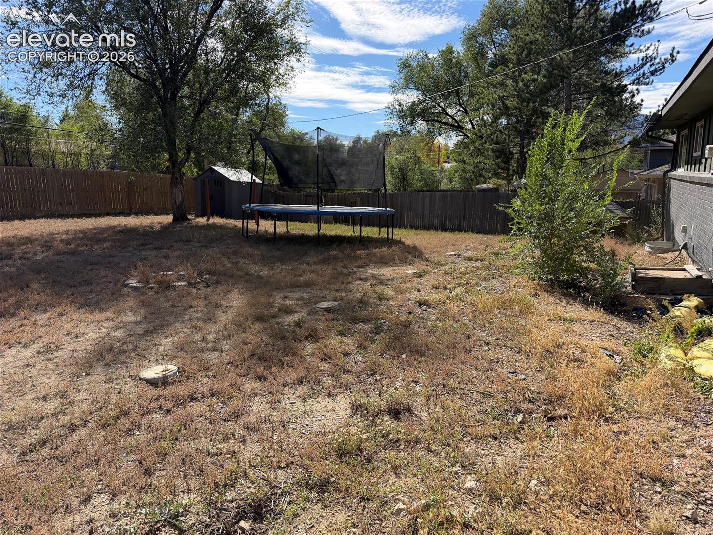 1227 Royale Drive, photo 25