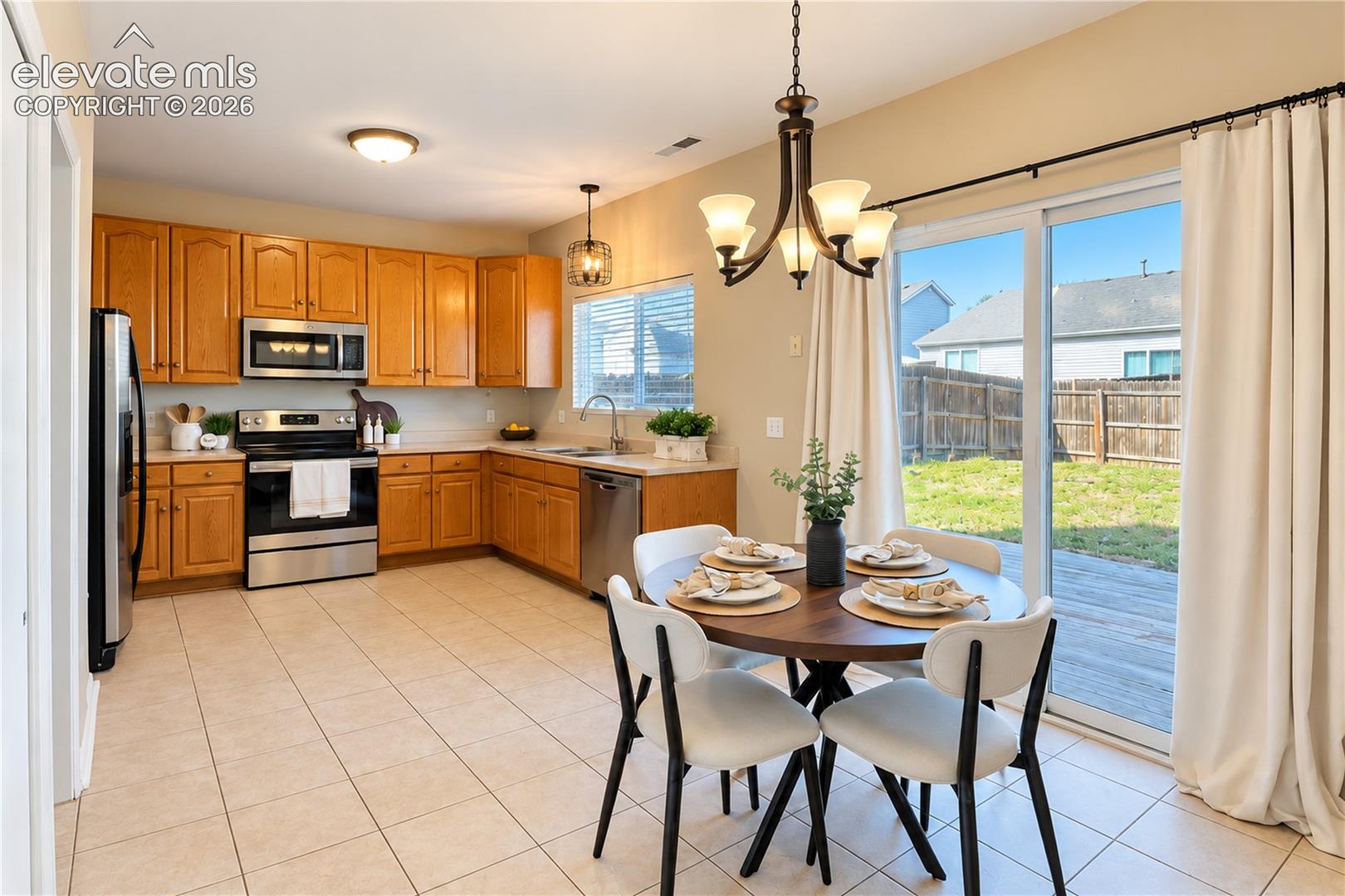 Listing photo 8 for 889 Square Dance Lane