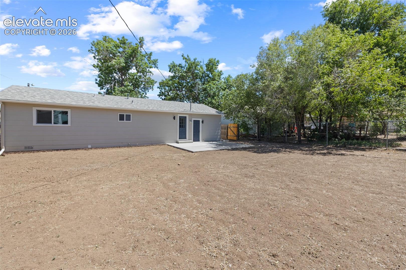 2540 Naples Drive, photo 31