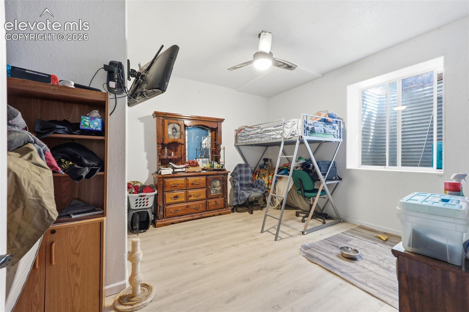 Listing photo 28 for 1286 N Ladonia Drive
