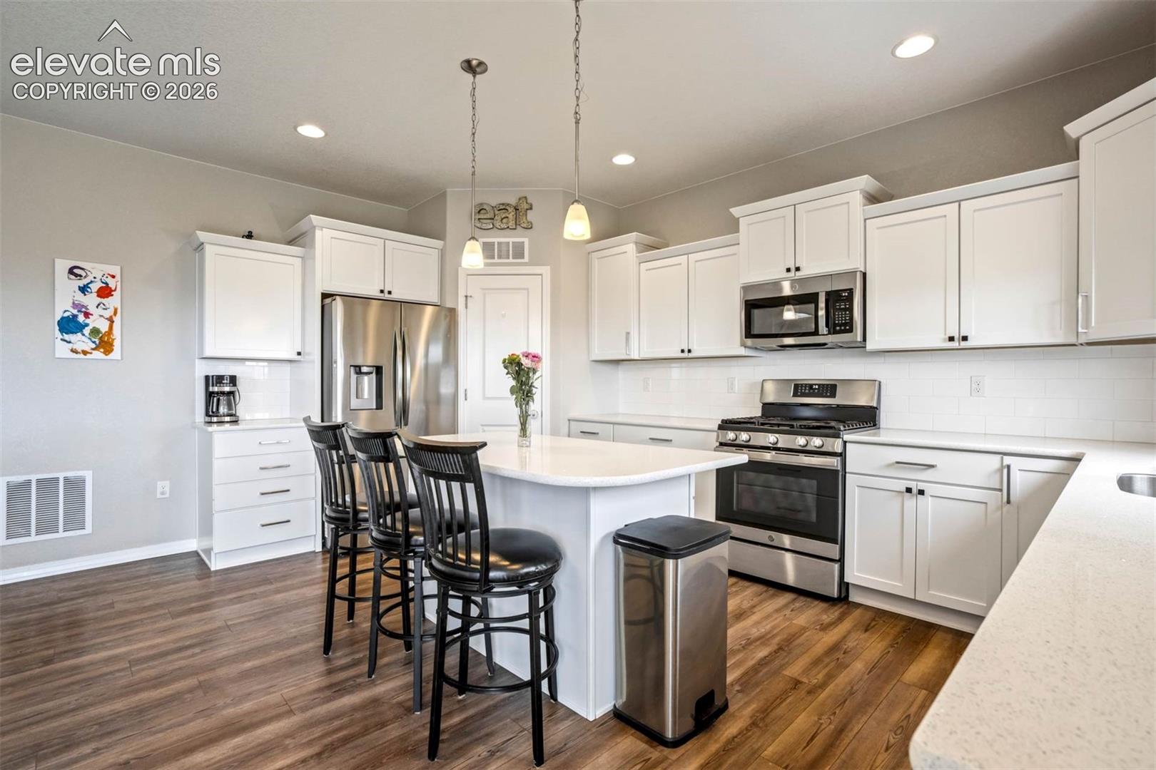 Listing photo 17 for 8747 Bynum Drive