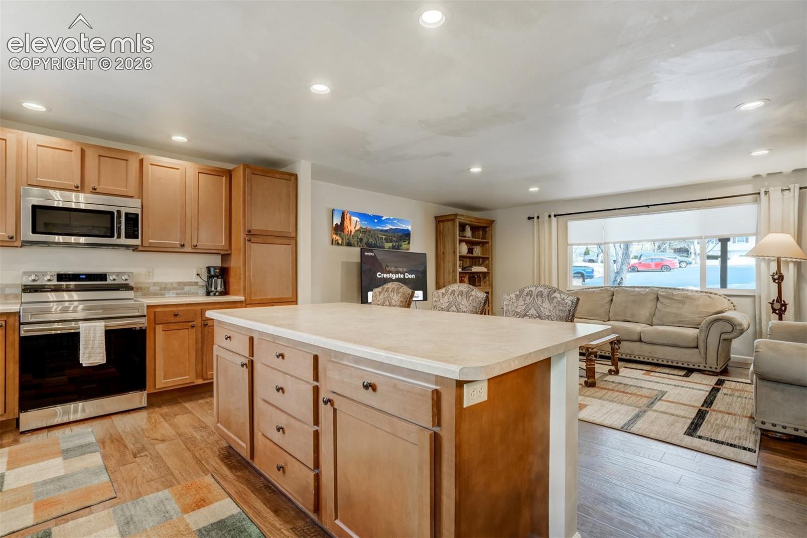 3812 Somerset Drive, photo 12