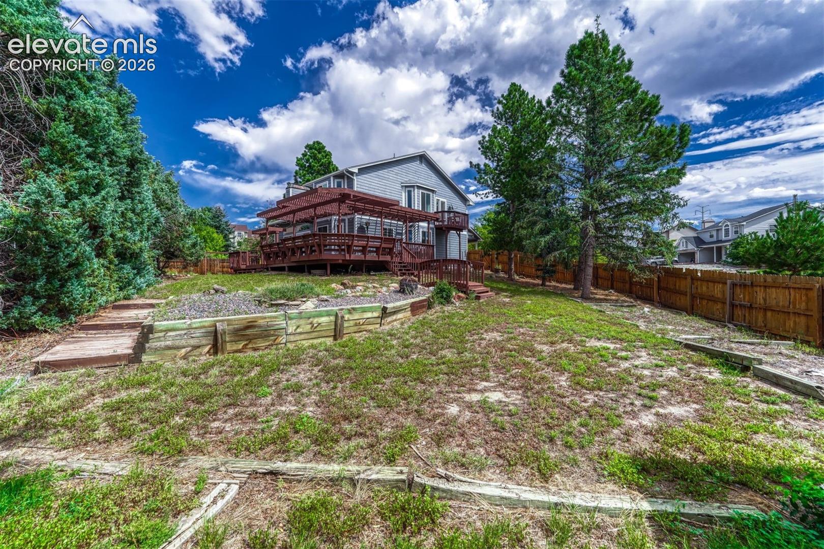Listing photo 2 for 7510 Hickorywood Drive