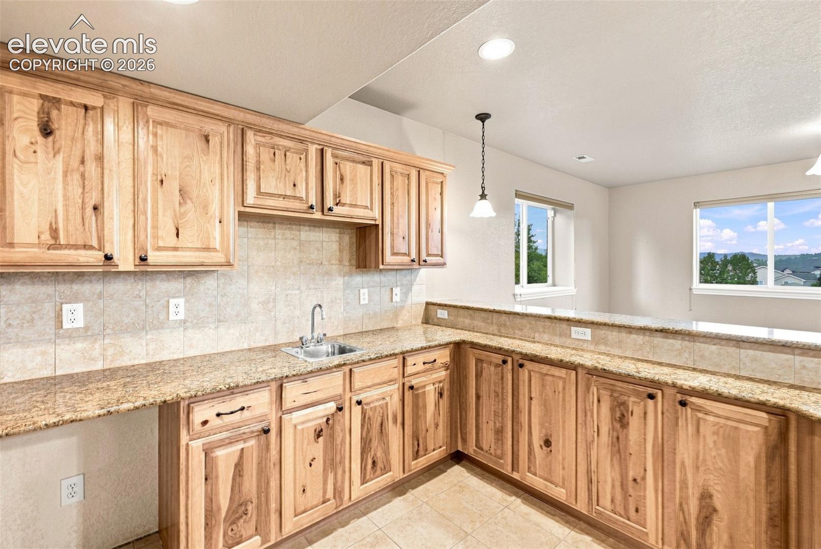 Listing photo 33 for 17796 Mining Way