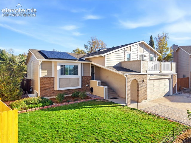 3880 Cloud Drive — listing photo