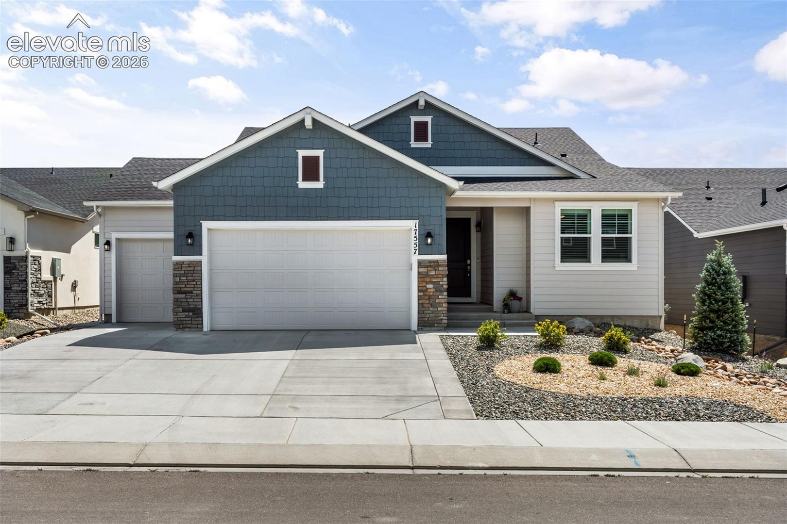 17557 Cerberus Court โ listing photo