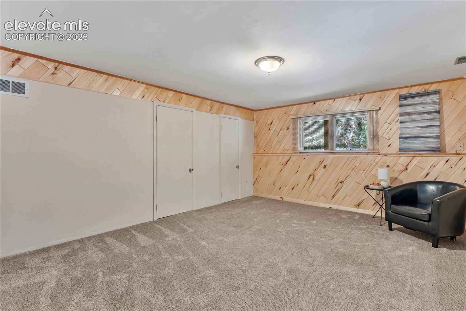 Listing photo 32 for 222 Clio Avenue