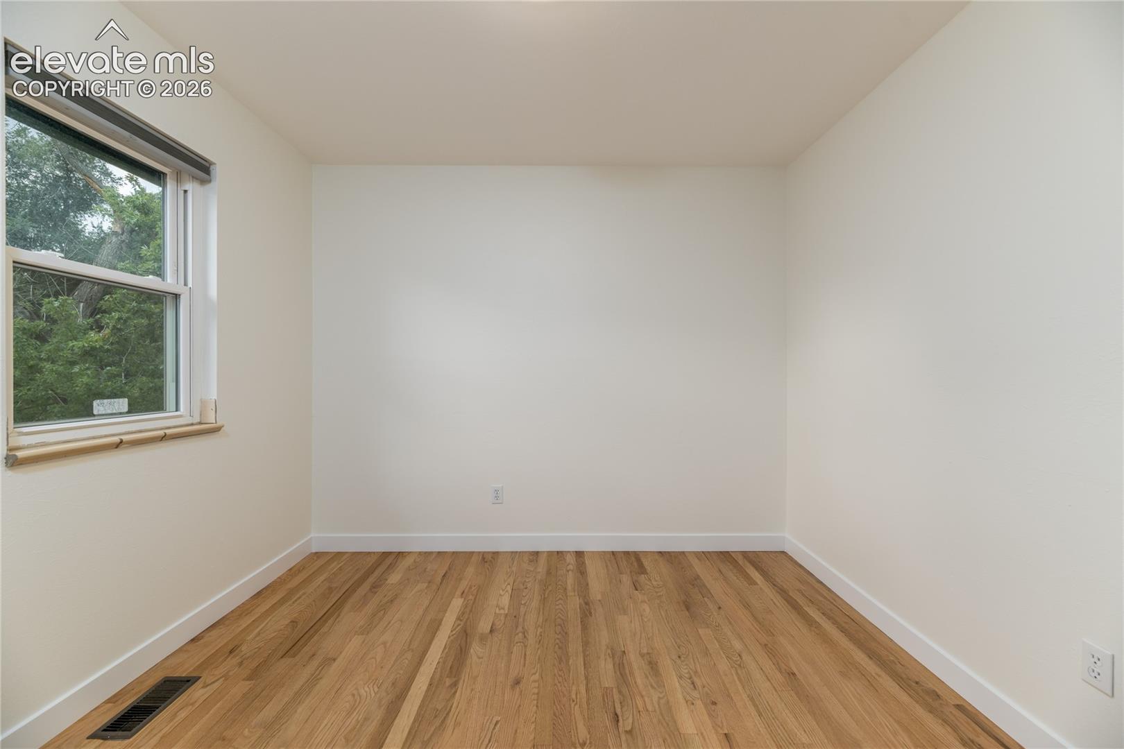 702 Leta Drive, photo 16