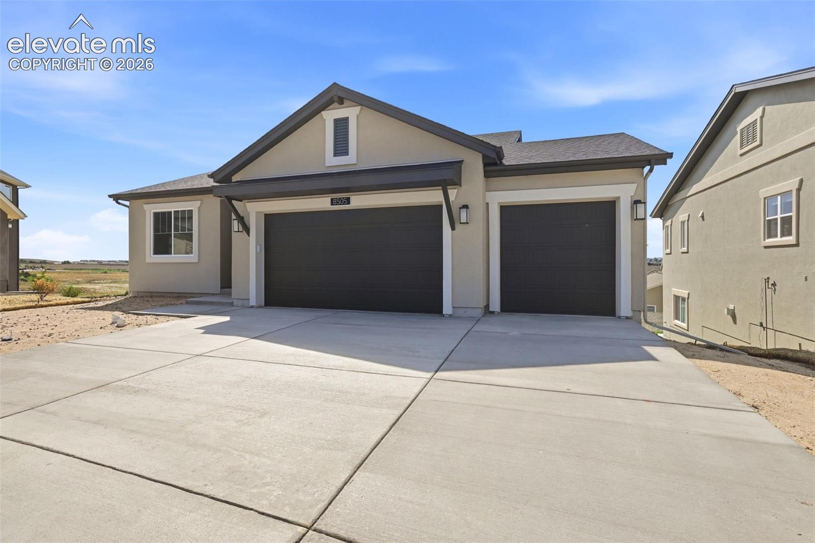 Listing photo 6 for 8505 Country Creek Trail