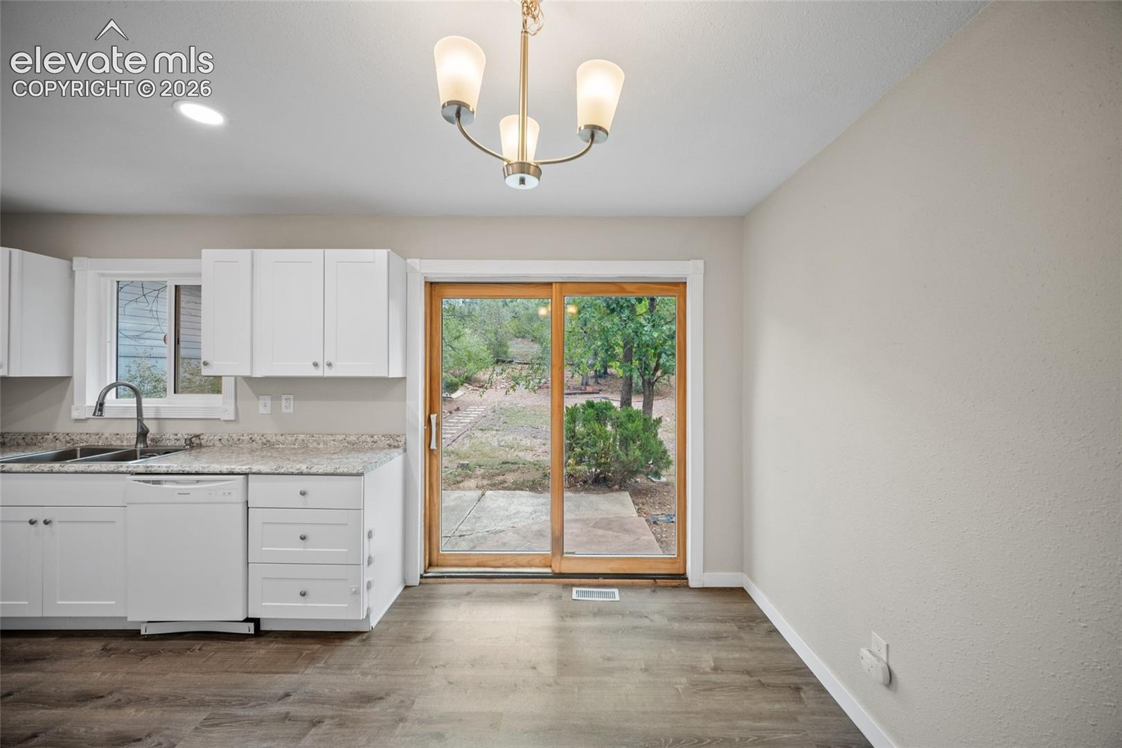 1021 De La Vista Place, photo 12