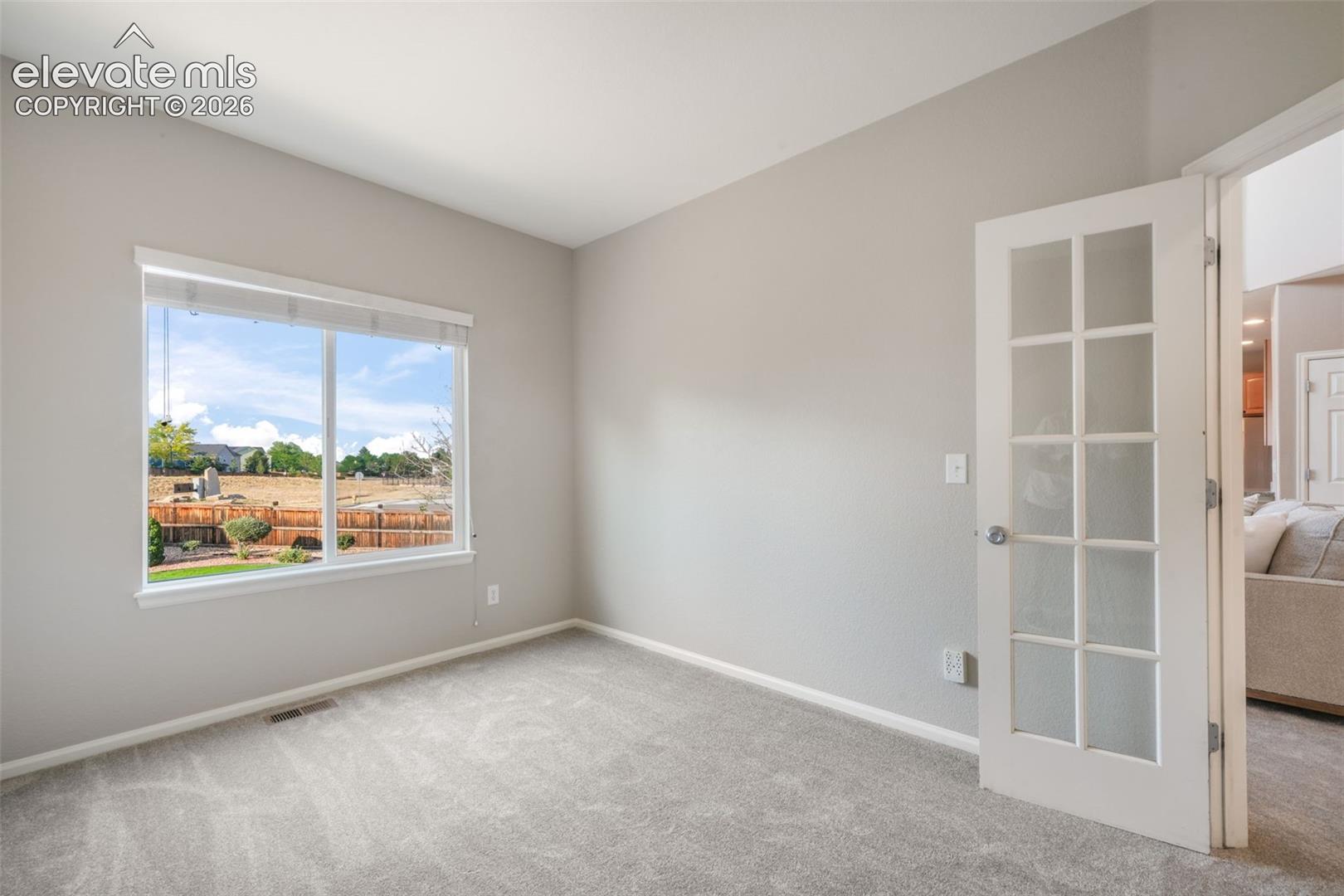 Listing photo 24 for 460 High Plains Street