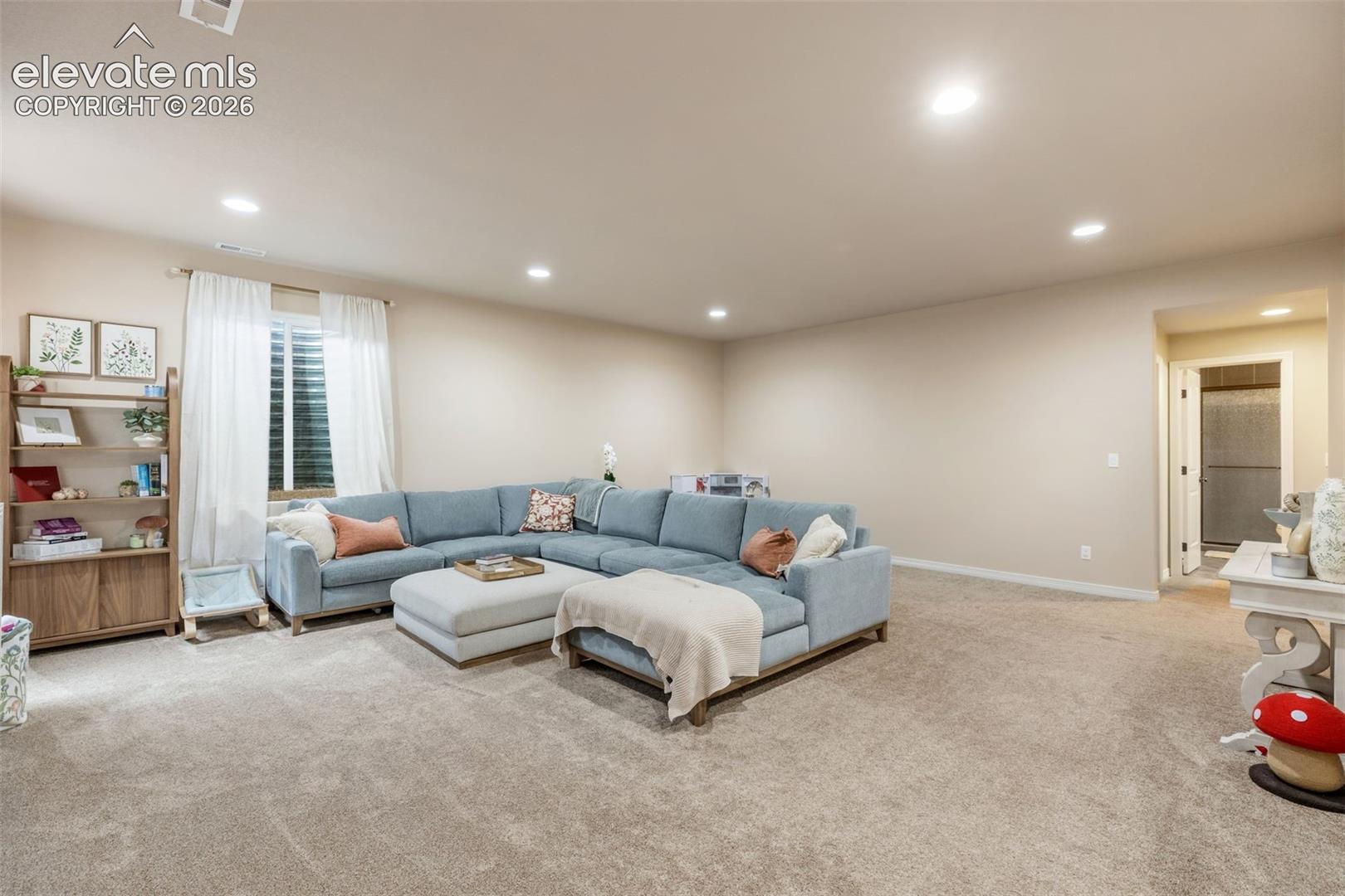 Listing photo 20 for 12792 Longview Park Lane