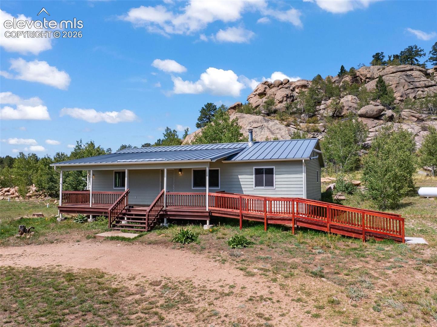 Listing photo 8 for 3050 Homestake Place