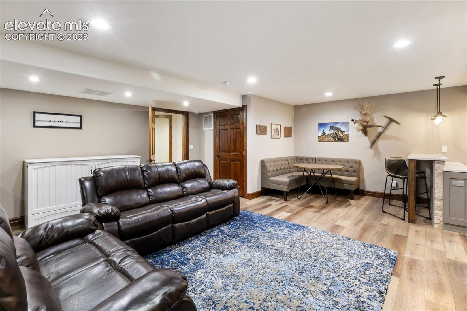 Listing photo 30 for 1195 Karen Lane