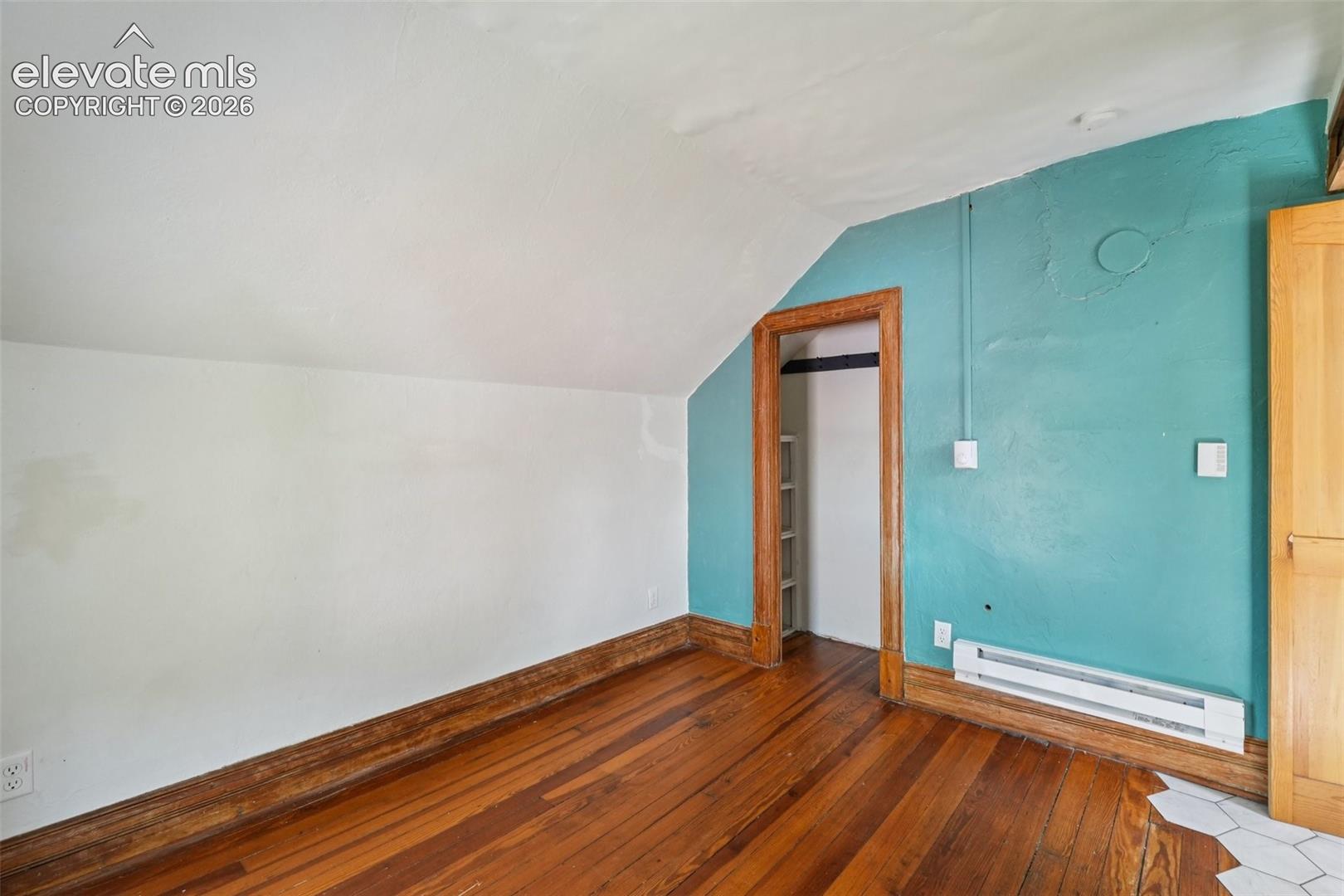 Listing photo 36 for 708 Cooper Avenue