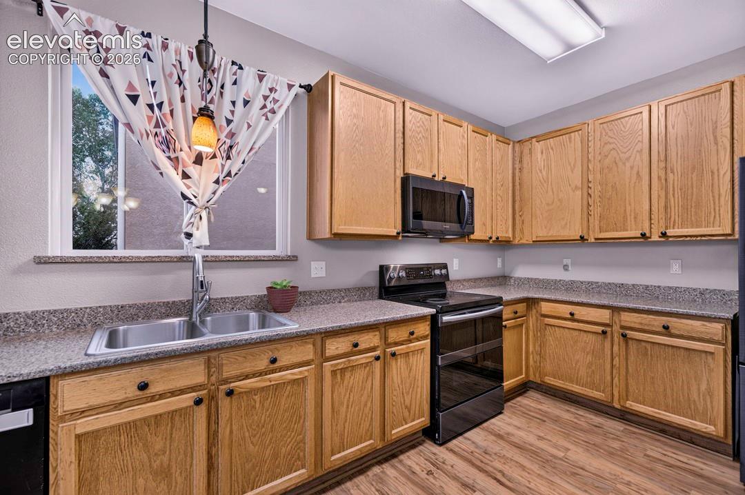 Listing photo 6 for 7542 Stephenville Road