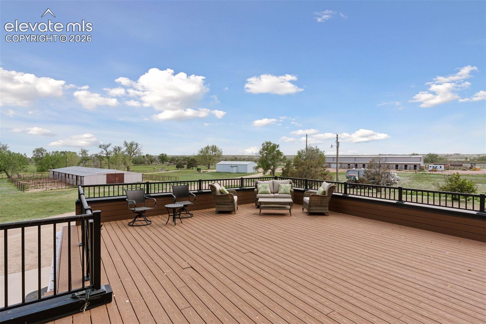 Listing photo 8 for 16990 Old Pueblo Road
