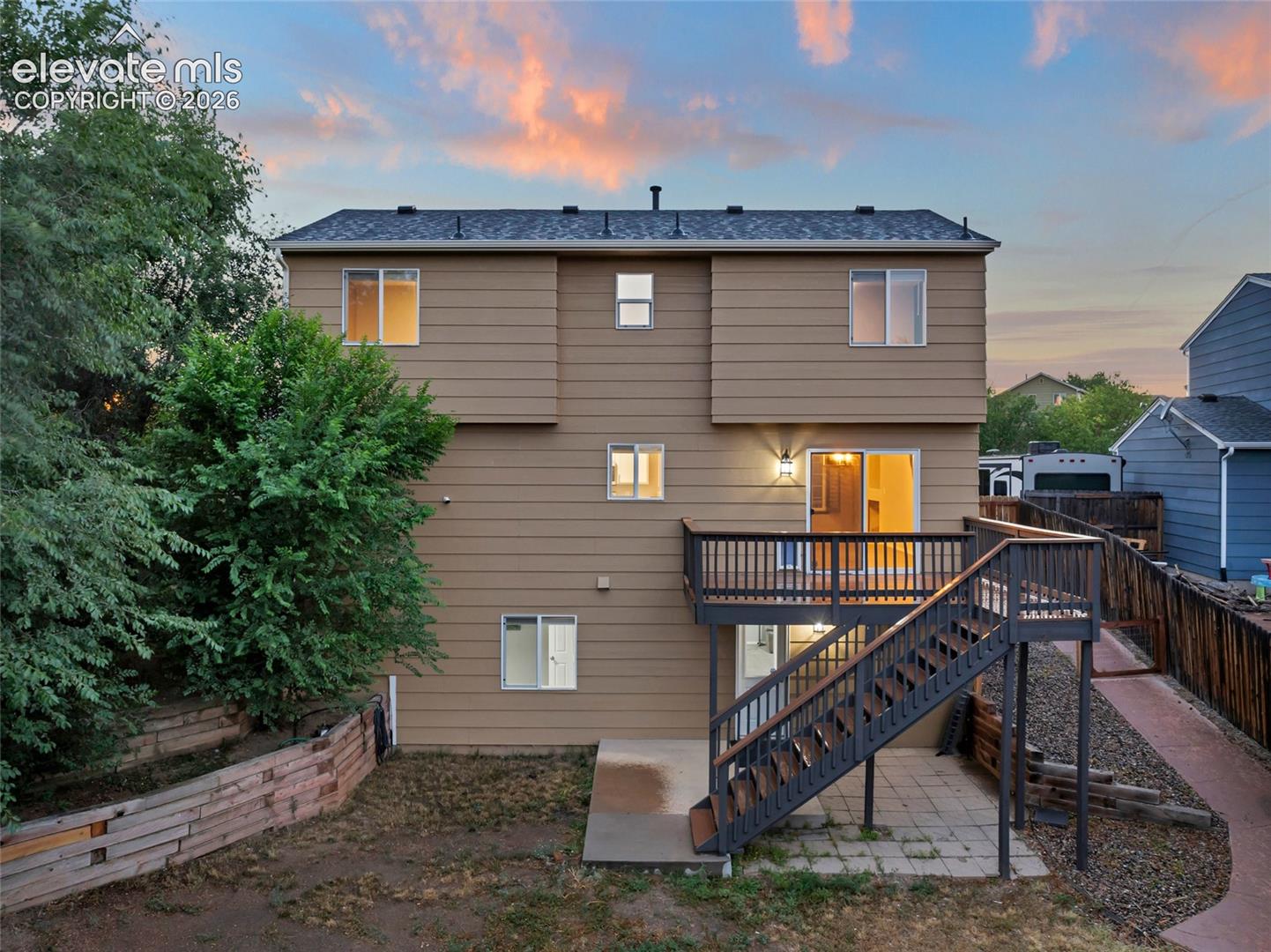 Listing photo 41 for 1204 White Stone Way