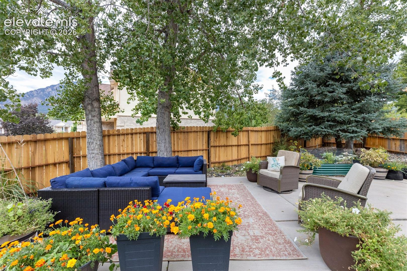 5424 Campglen Drive, photo 2