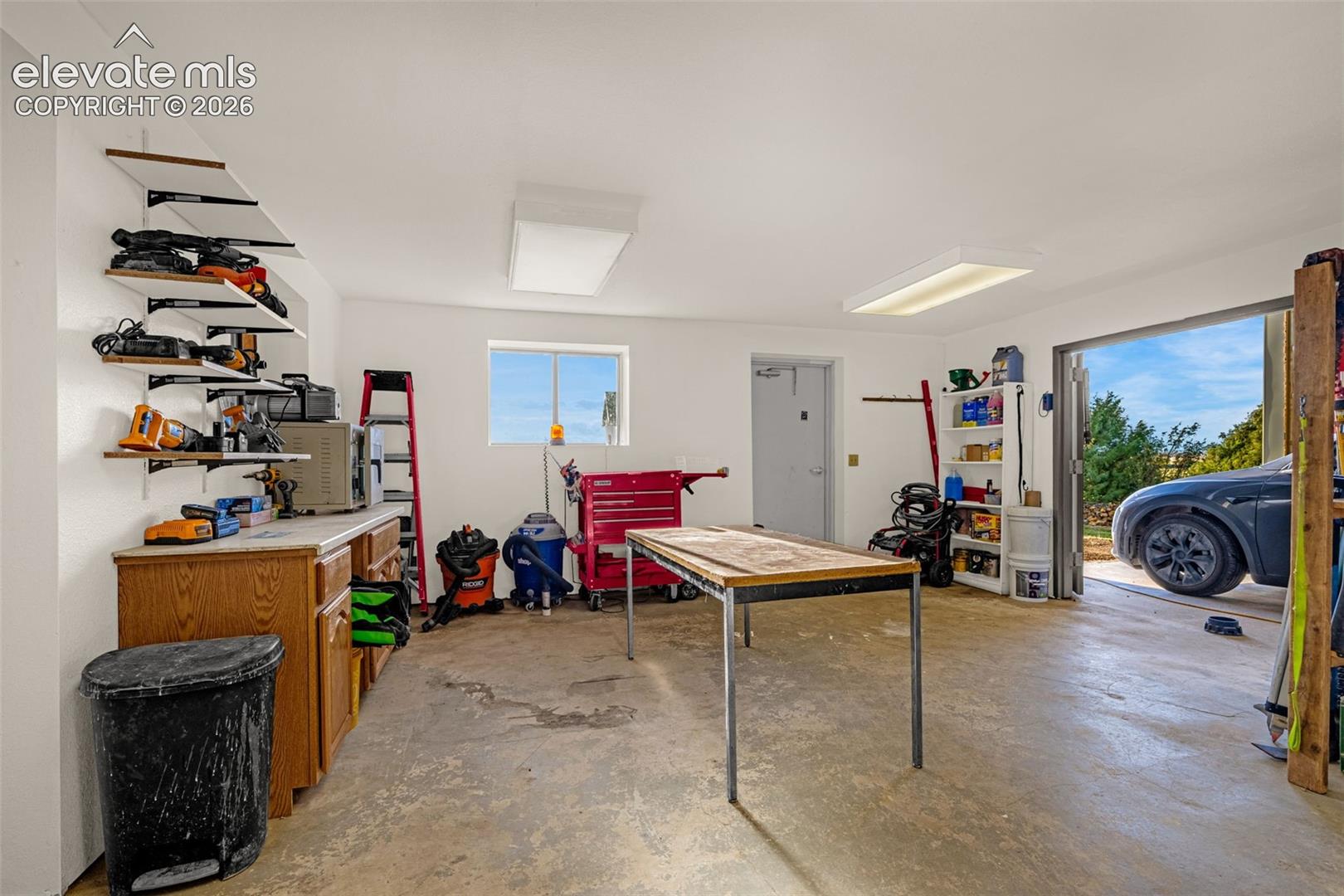 Listing photo 44 for 16255 Barney Road