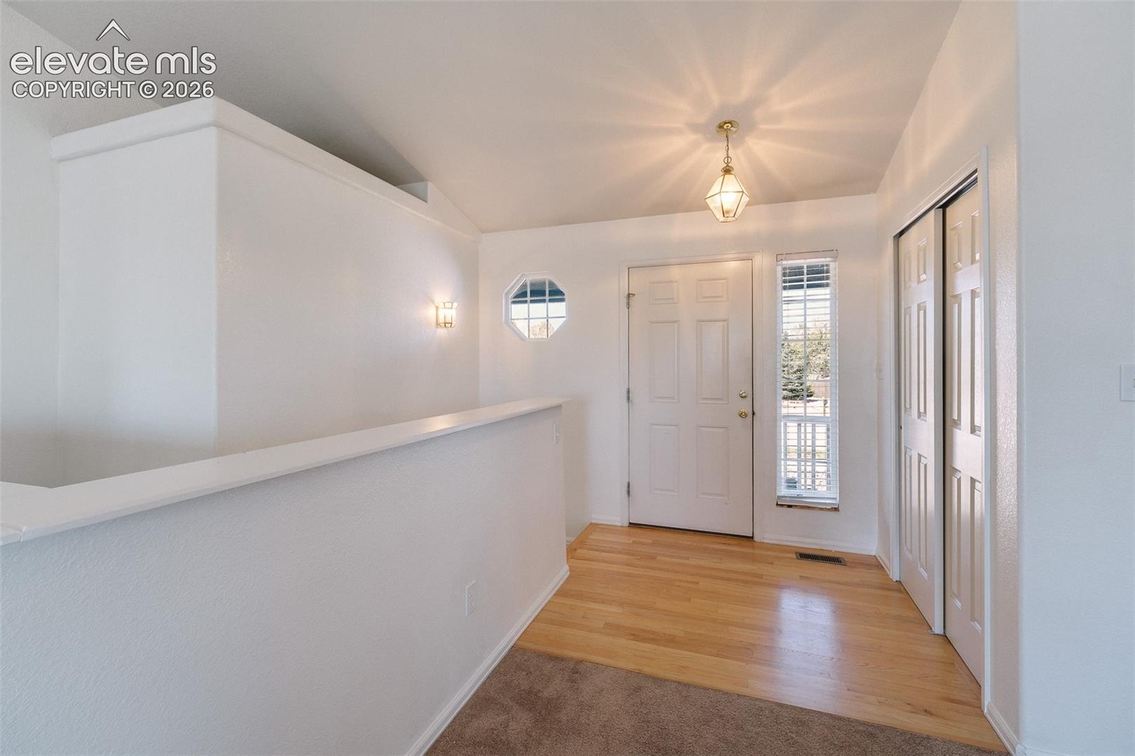 Listing photo 3 for 7869 Fort Smith Road
