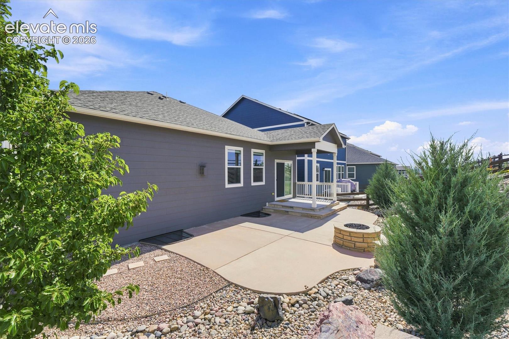 Listing photo 19 for 15937 Little Bluestem Road